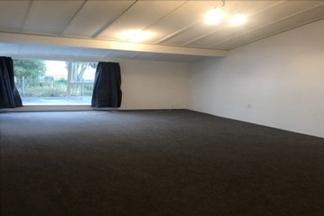 Photo of property in 12 Mcfaddens Road, St Albans, Christchurch, 8052