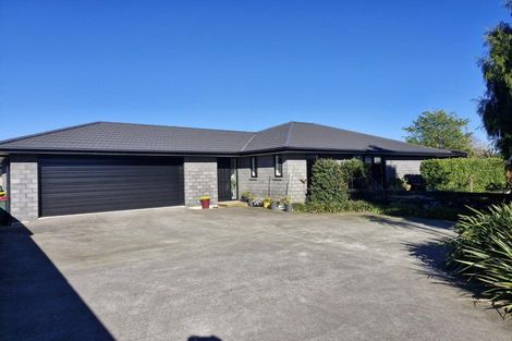 Photo of property in 24 Smith Street, Lepperton, New Plymouth, 4373