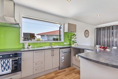 Photo of property in 57 Heybridge Street, Manurewa, Auckland, 2102