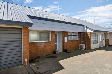 Photo of property in 94 Wainui Street, Riccarton, Christchurch, 8041
