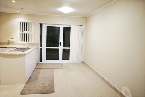 Photo of property in 26 Edwards Avenue, Henderson, Auckland, 0610