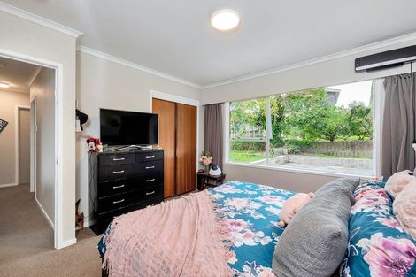 Photo of property in 4202a/2 Great North Road, Glendene, Auckland, 0602