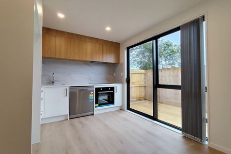 Photo of property in 76 Mcleod Road, Te Atatu South, Auckland, 0610