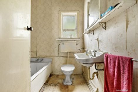 Photo of property in 126 Wallace Street, Mount Cook, Wellington, 6021