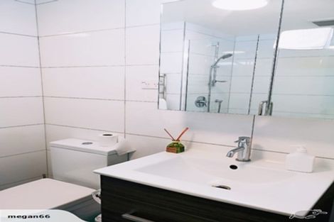 Photo of property in Frame Apartments, 1502/111 Molesworth Street, Thorndon, Wellington, 6011