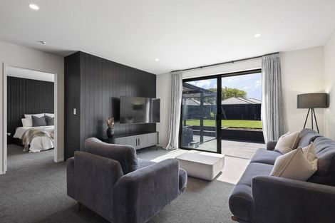 Photo of property in 19 Croydon Street, Woodend, 7610