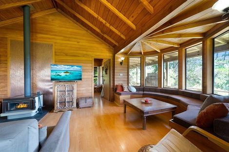 Photo of property in 182a Spur Road, Stillwater, Silverdale, 0993