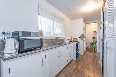 Photo of property in 80 Hedges Street, Sanson, 4817