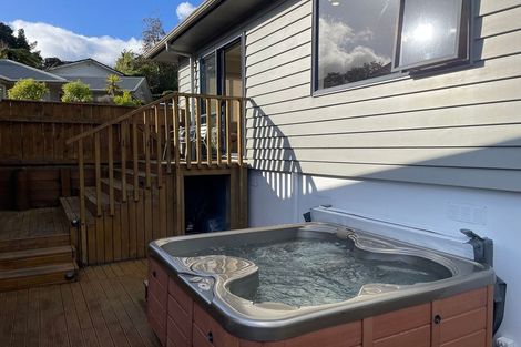 Photo of property in 31 Forest Road, Pinehaven, Upper Hutt, 5019