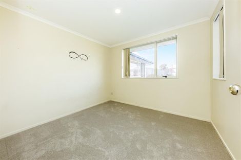 Photo of property in 23 Masters Place, Favona, Auckland, 2024
