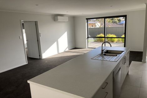 Photo of property in 7 Albatross Lane, Welcome Bay, Tauranga, 3112