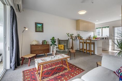 Photo of property in 23 Taitua Drive, Te Atatu South, Auckland, 0610