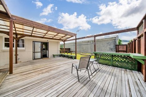 Photo of property in 14ud- Bush Grove, Trentham, Upper Hutt, 5018