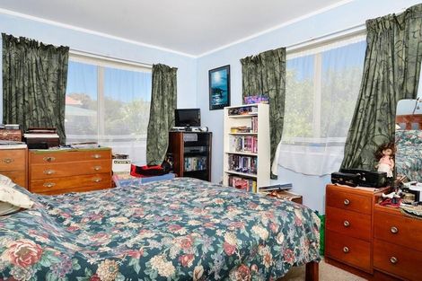 Photo of property in 4050a Great North Road, Glen Eden, Auckland, 0602