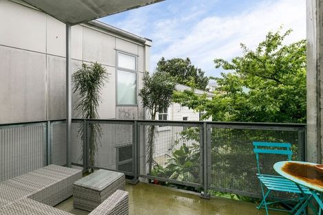 Photo of property in Masina Apartments, 204/80u Riddiford Street, Newtown, Wellington, 6021