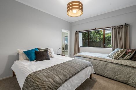 Photo of property in 1 Ruamoana Place, Omokoroa, 3114