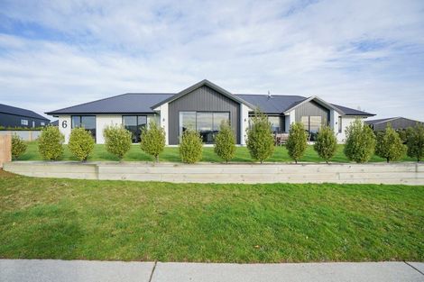 Photo of property in 6 Chatham Rise, Seaward Bush, Invercargill, 9812