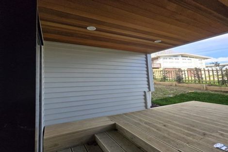 Photo of property in 58 Bond Crescent, Forrest Hill, Auckland, 0620