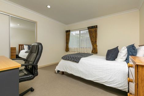 Photo of property in 30e Schnapper Rock Road, Schnapper Rock, Auckland, 0632