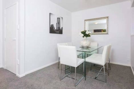 Photo of property in 76 Weatherly Road, Torbay, Auckland, 0630
