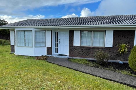 Photo of property in 2 Fitzwater Place, Henderson, Auckland, 0612