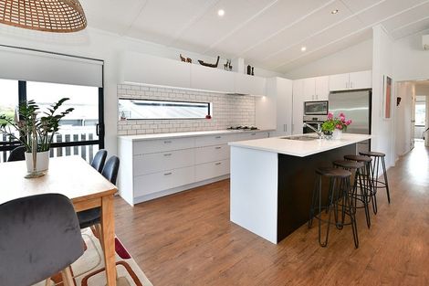 Photo of property in 4 Serene Place, Gulf Harbour, Whangaparaoa, 0930