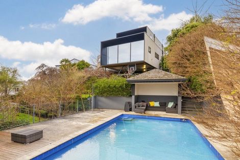 Photo of property in 26 Hackthorne Road, Cashmere, Christchurch, 8022