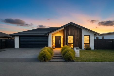 Photo of property in 5 Gallantry Lane, Halswell, Christchurch, 8025