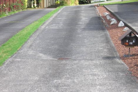 Photo of property in 2/12 Lydford Place, Glendene, Auckland, 0602