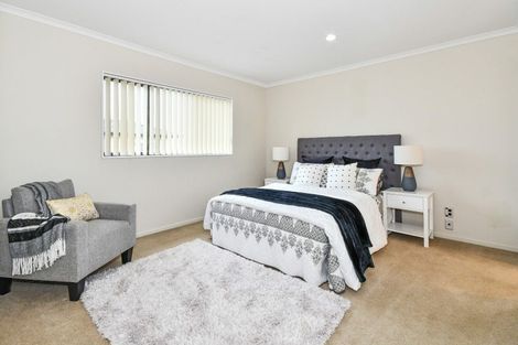 Photo of property in 17 Kokako Rise, Papakura, 2110