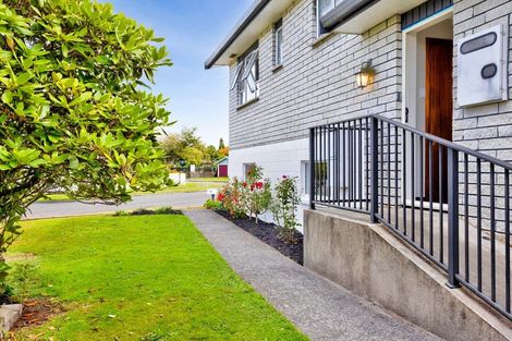 Photo of property in 18 Oberon Street, Stratford, 4332