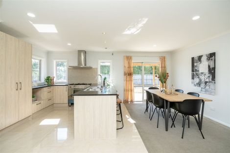 Photo of property in 210 Saint James Drive, Huntington, Hamilton, 3210