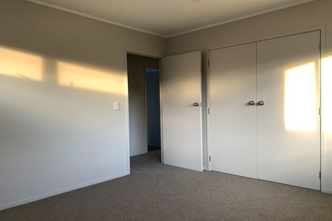 Photo of property in 2/92 Nile Road, Milford, Auckland, 0620