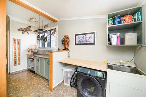 Photo of property in 9 Maunder Street, Marton, 4710