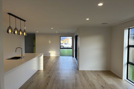 Photo of property in 4 Crosado Place, Rolleston, 7614