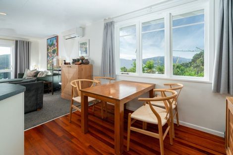 Photo of property in 29 Bedford Street, Northland, Wellington, 6012