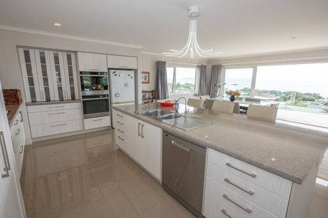 Photo of property in 6 Christine Drive, Coopers Beach, 0420
