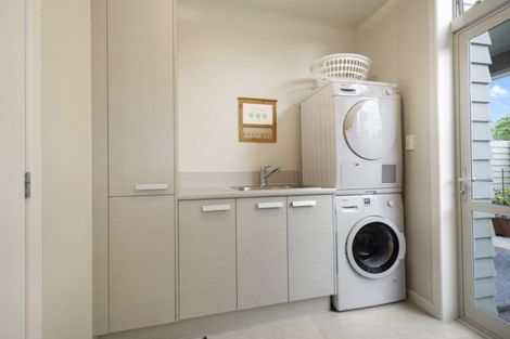 Photo of property in 24d Jellicoe Drive, Hamilton East, Hamilton, 3216