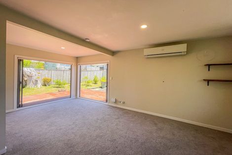 Photo of property in 39 Fairclough Road, Beach Haven, Auckland, 0626