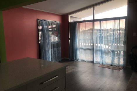 Photo of property in 54 Burbank Avenue, Manurewa, Auckland, 2102