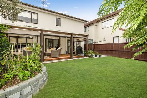 Photo of property in 21 Janway Avenue, Flat Bush, Auckland, 2016