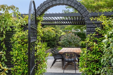 Photo of property in 1 Farley Avenue, Greytown, 5712