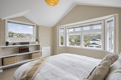 Photo of property in 17 Firth Terrace, Karori, Wellington, 6012
