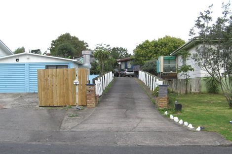 Photo of property in 10 St Margaret Place, West Harbour, Auckland, 0618