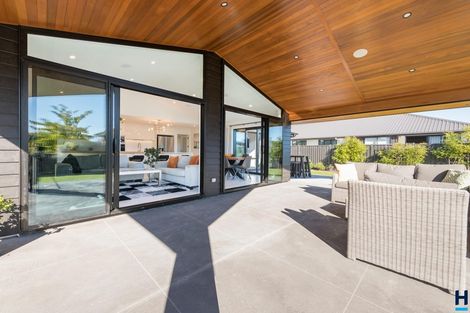 Photo of property in 4 Puketutu Grove, Motueka, 7120