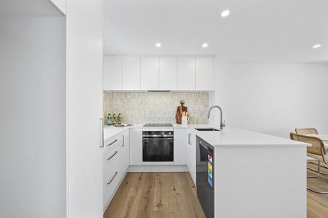Photo of property in 16c Bass Street, Woolston, Christchurch, 8062
