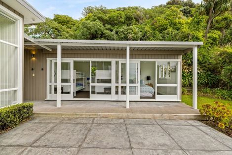 Photo of property in 16 Cathedral Road, Gore Bay, Cheviot, 7383