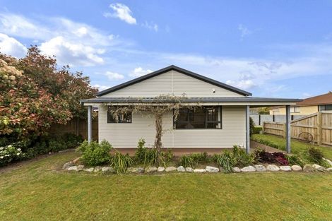 Photo of property in 10 Bowen Street, Rakaia, 7710