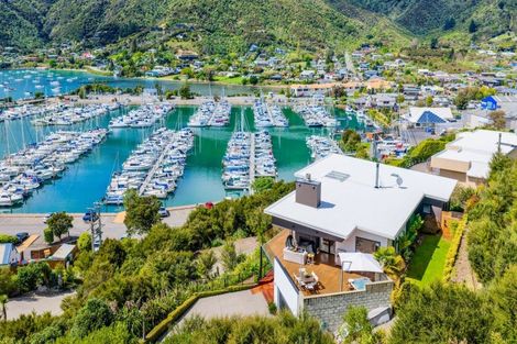 Photo of property in 23 Marina Drive, Waikawa, Picton, 7220