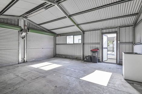 Photo of property in 1 Breadalbane Road, Havelock North, 4130